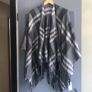 Siizu poncho wrap